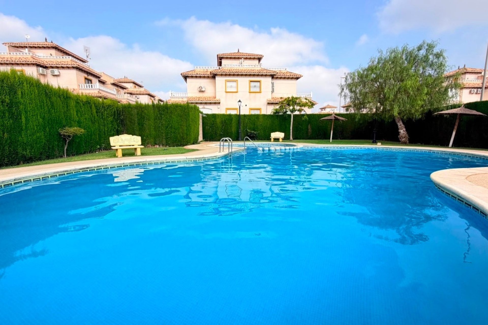 Resale - Villa - Orihuela - Orihuela Costa