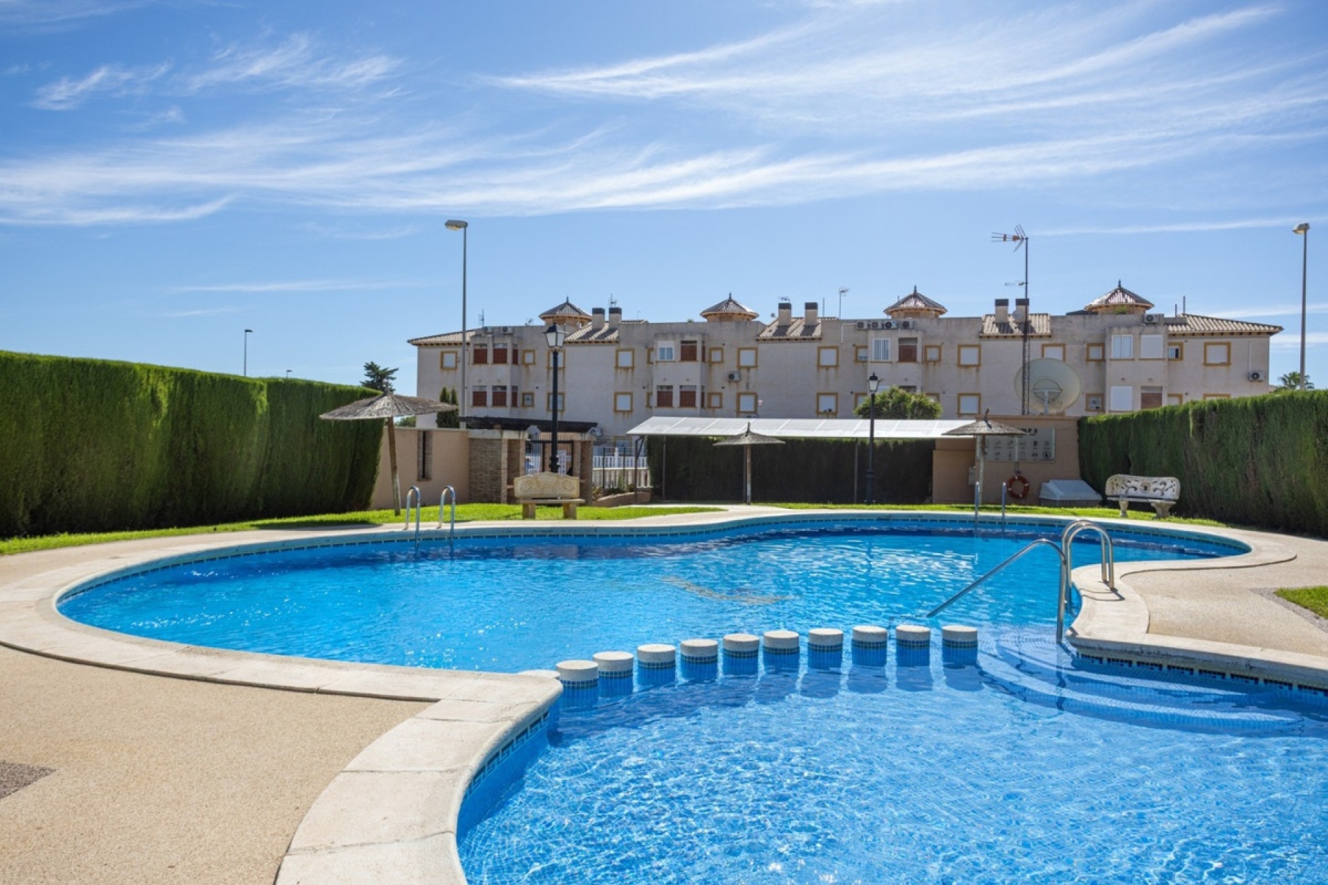 Resale - Villa - Orihuela - Orihuela Costa