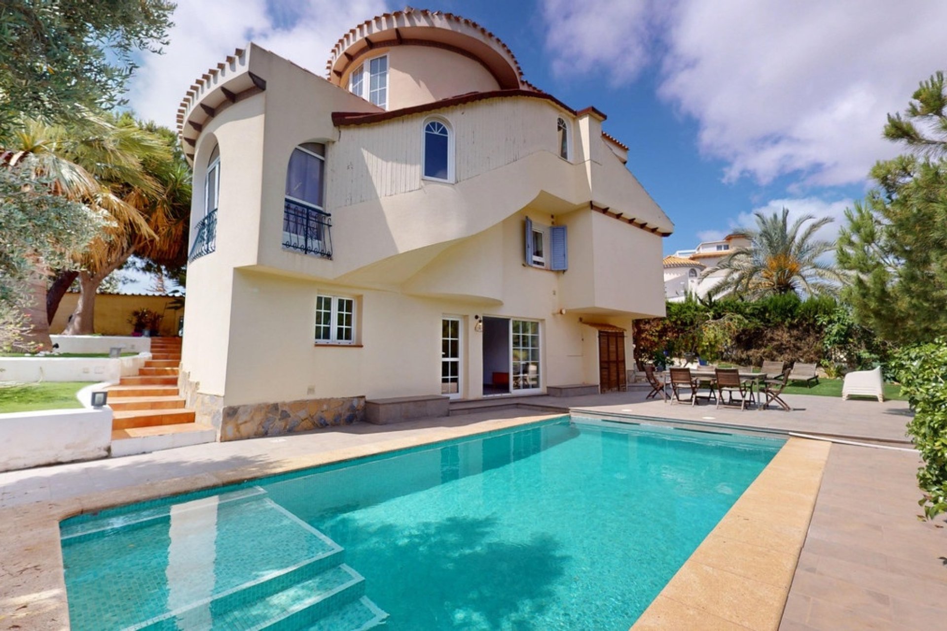 Resale - Villa - Orihuela - Orihuela Costa