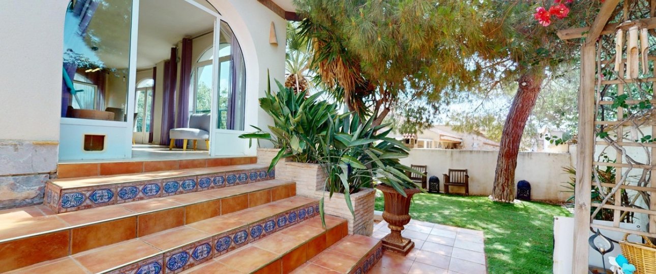 Resale - Villa - Orihuela - Orihuela Costa