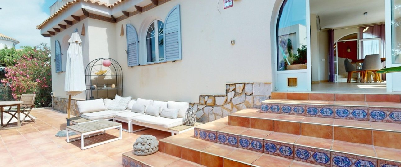Resale - Villa - Orihuela - Orihuela Costa