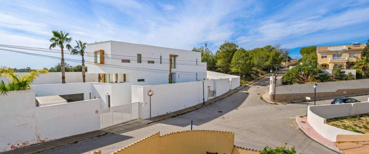 Resale - Villa - Orihuela - Orihuela Costa