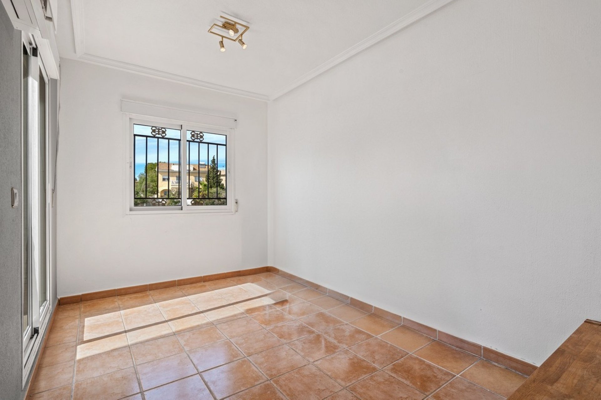 Resale - Villa - Orihuela - Orihuela Costa