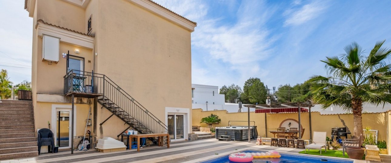 Resale - Villa - Orihuela - Orihuela Costa