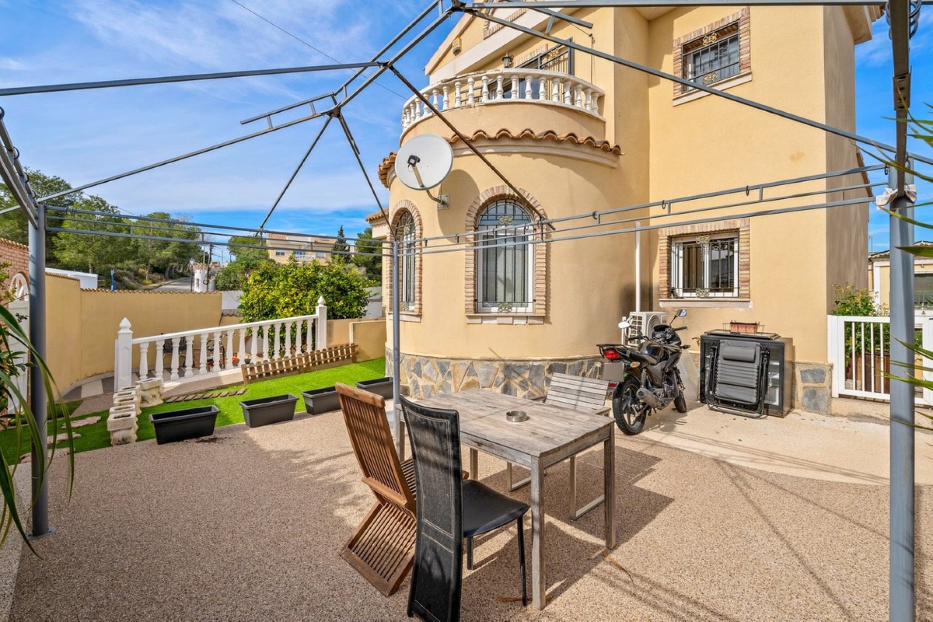 Resale - Villa - Orihuela - Orihuela Costa