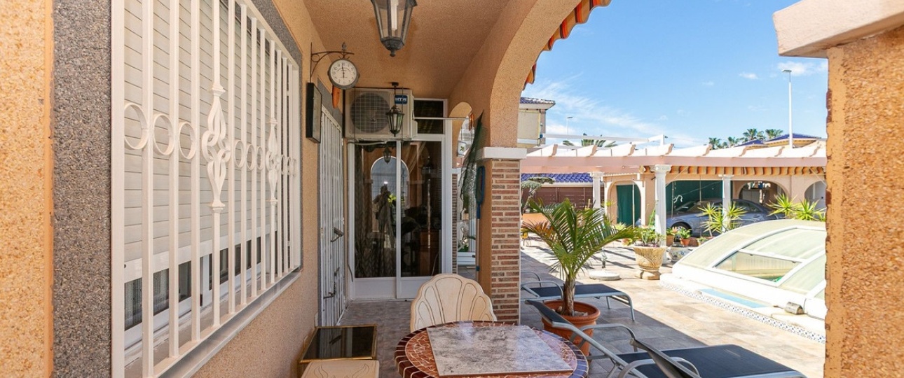 Resale - Villa - Orihuela - Orihuela Costa
