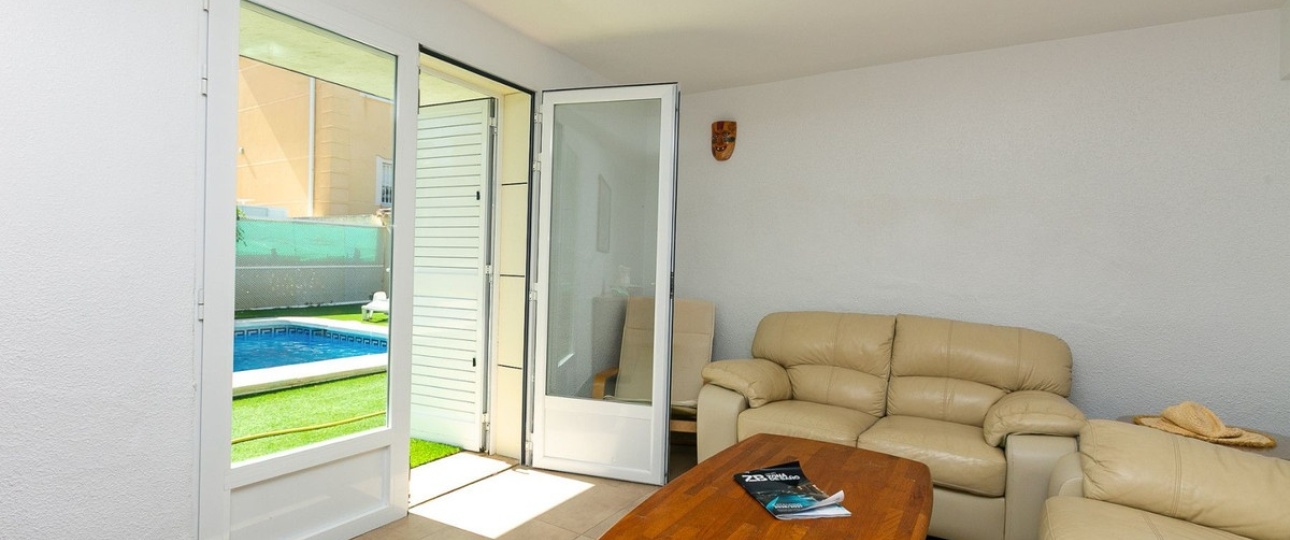 Resale - Villa - Orihuela - Orihuela Costa