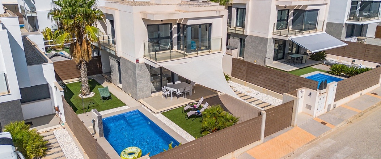 Resale - Villa - Orihuela - Orihuela Costa