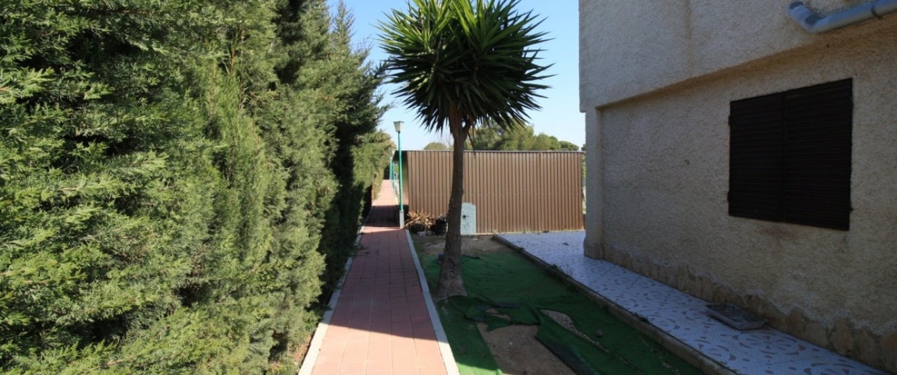 Resale - Villa - Orihuela - Orihuela Costa