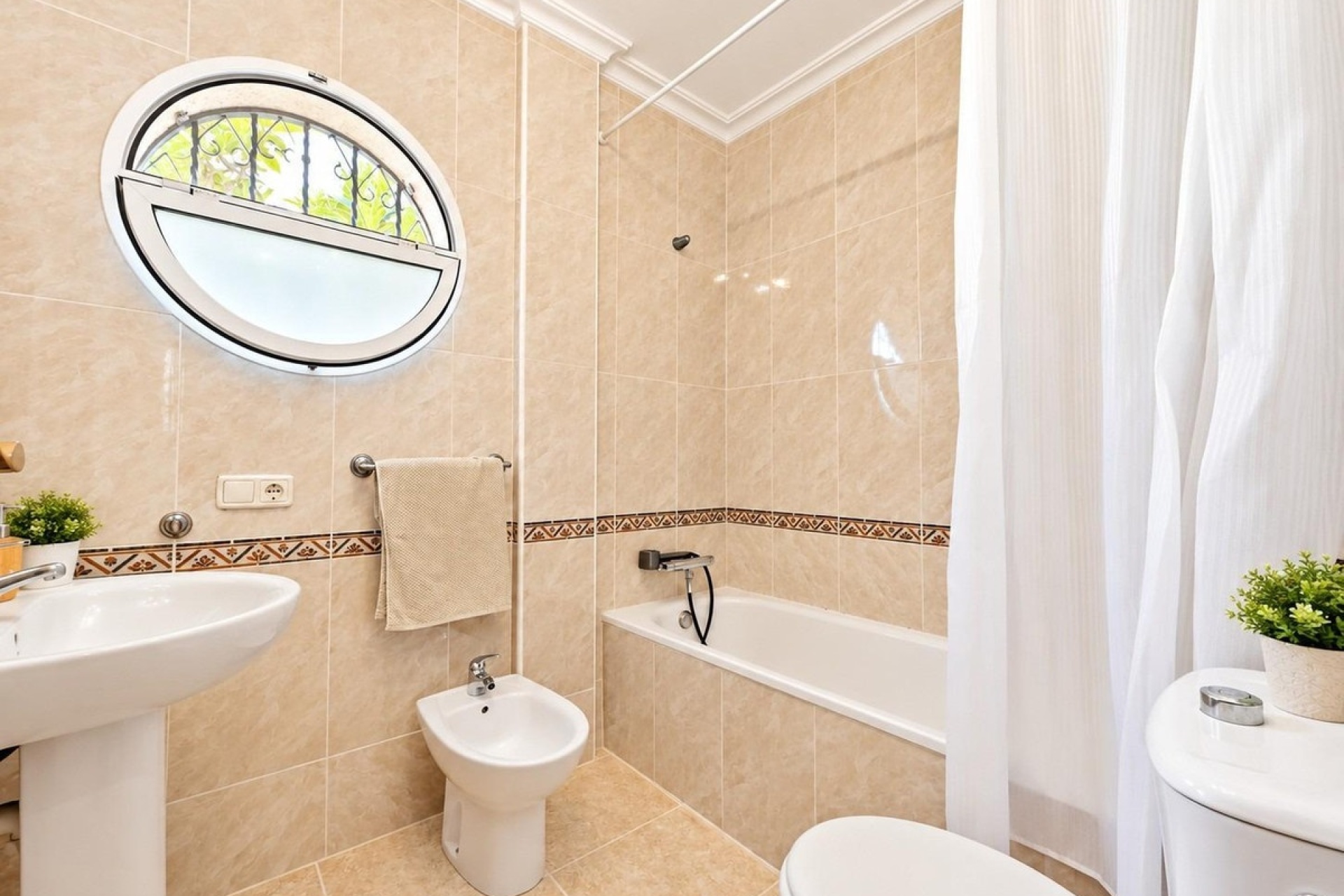 Resale - Villa - Orihuela - Orihuela Costa