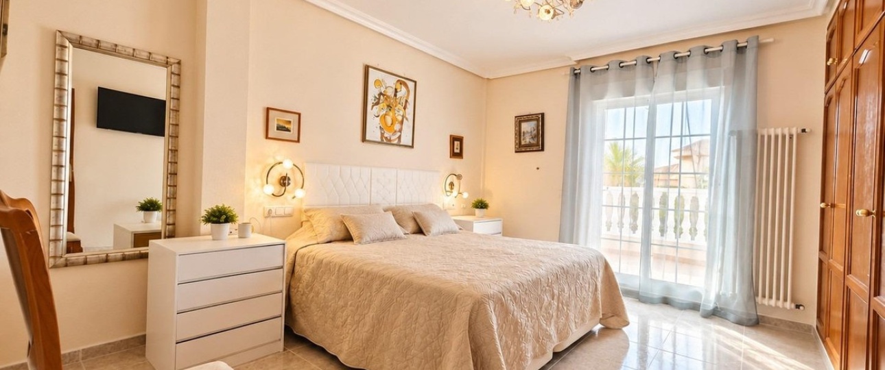 Resale - Villa - Orihuela - Orihuela Costa
