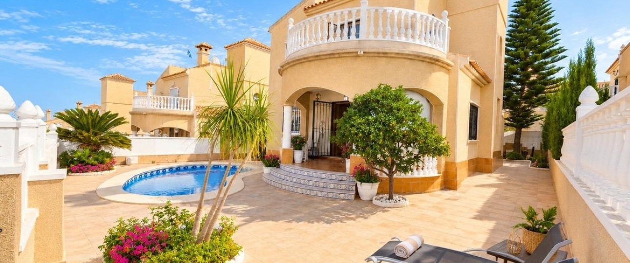 Resale - Villa - Orihuela - Orihuela Costa