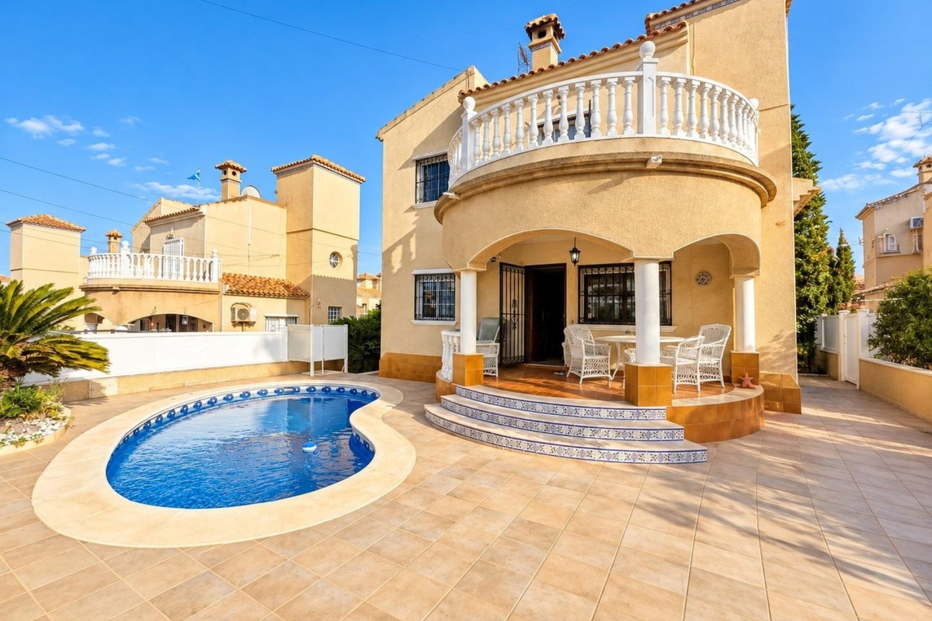 Resale - Villa - Orihuela - Orihuela Costa