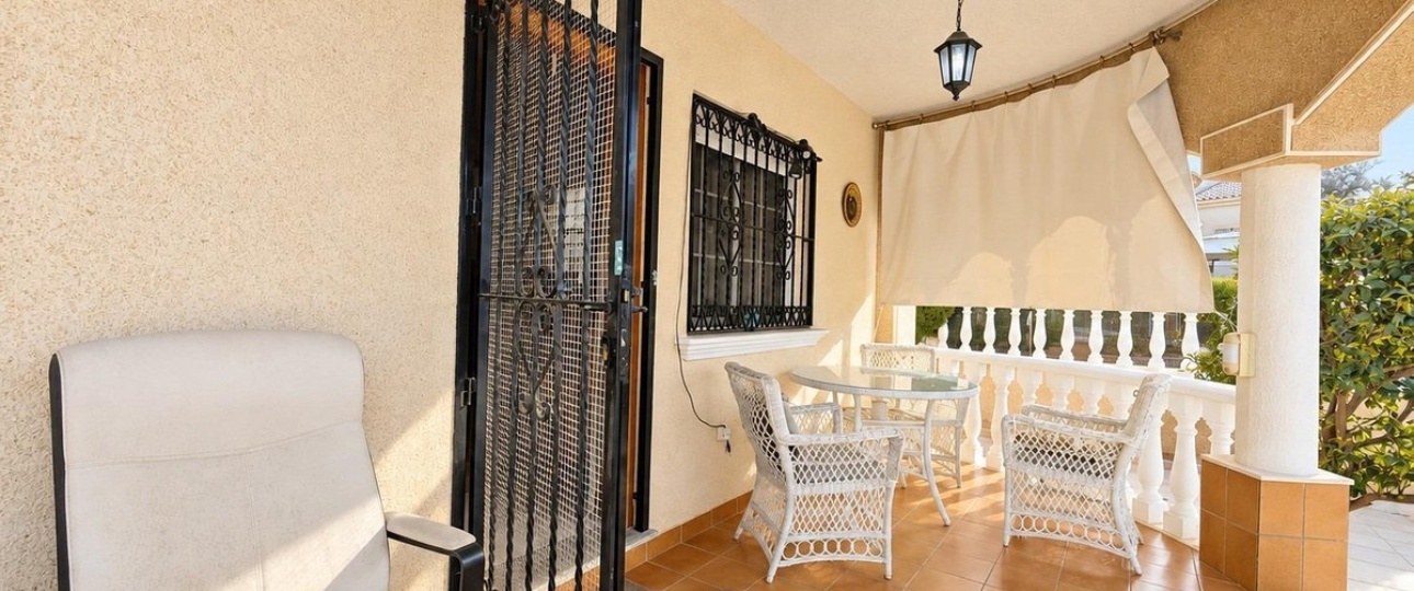 Resale - Villa - Orihuela - Orihuela Costa