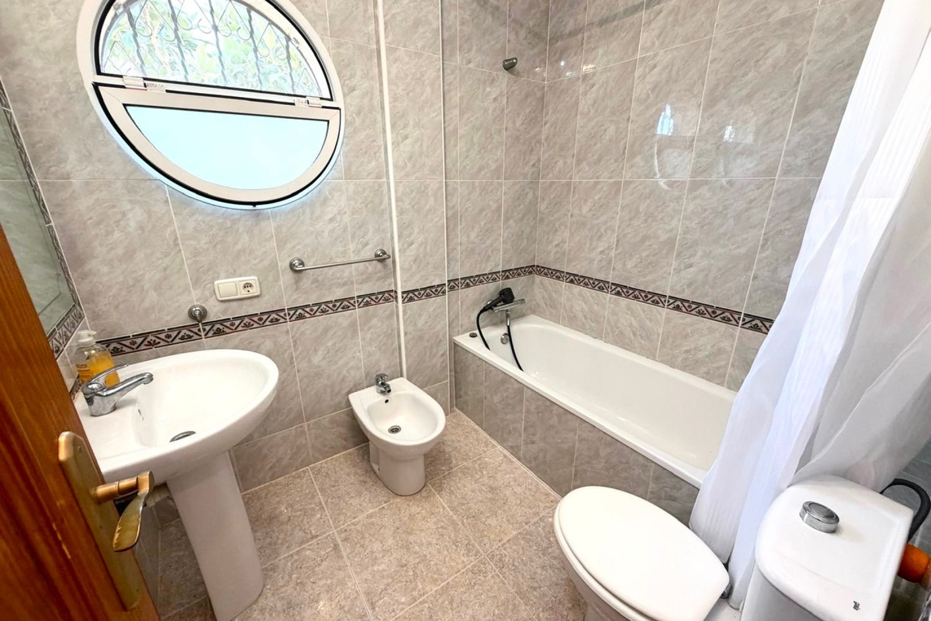 Resale - Villa - Orihuela - Orihuela Costa