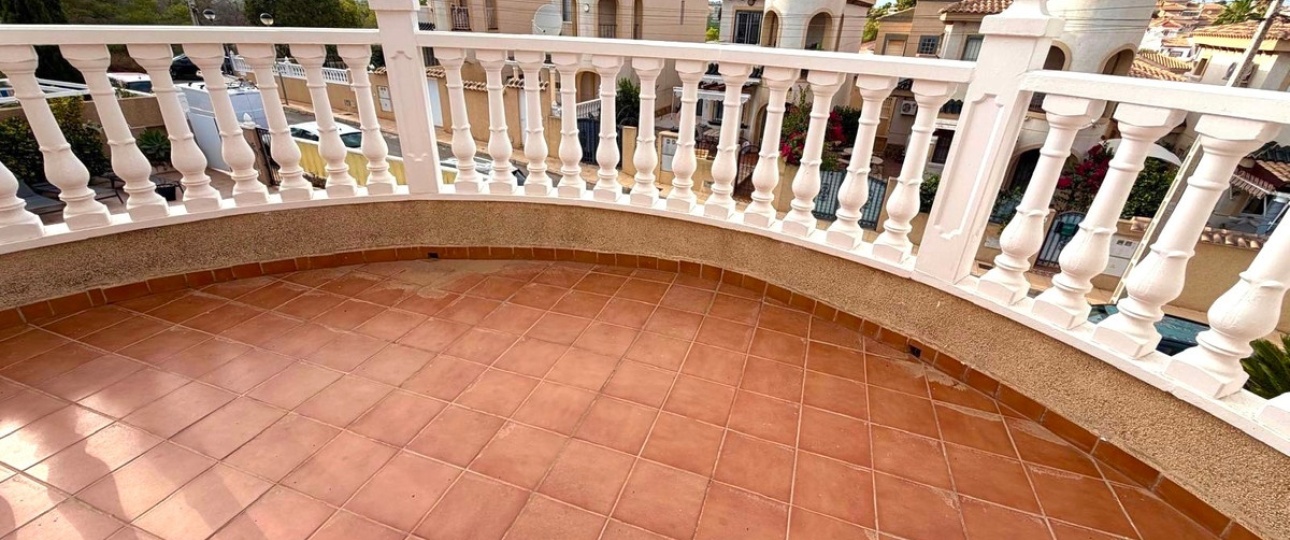 Resale - Villa - Orihuela - Orihuela Costa