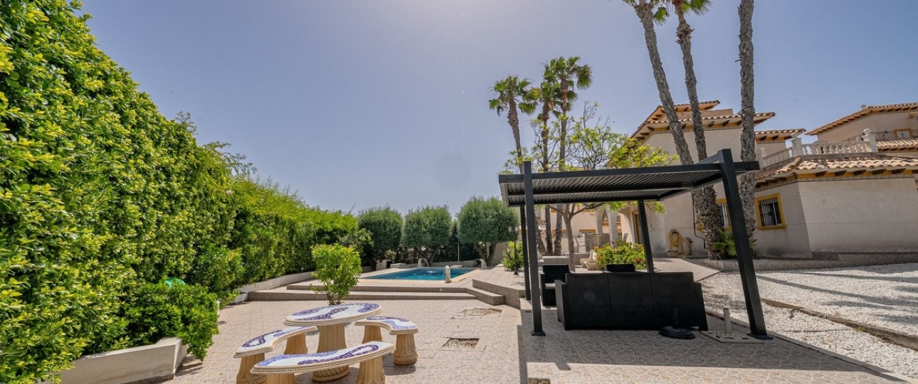 Resale - Villa - Orihuela - Orihuela Costa