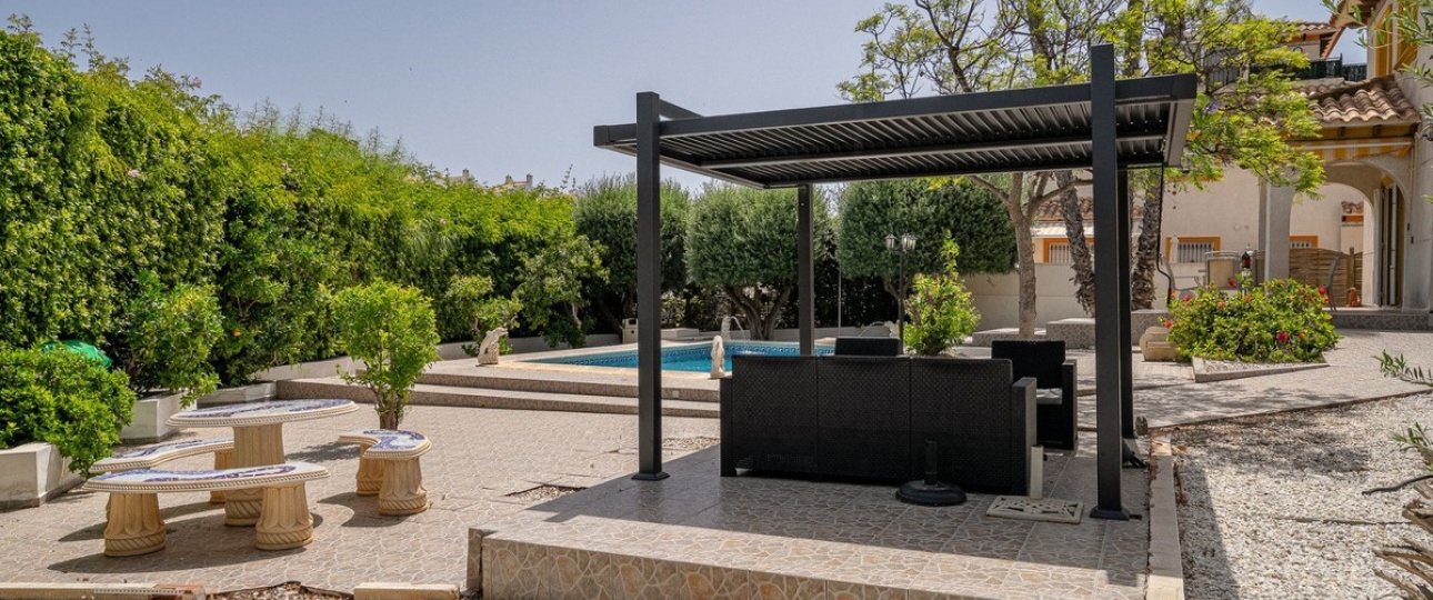 Resale - Villa - Orihuela - Orihuela Costa