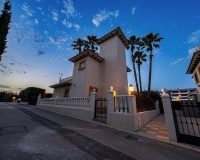 Resale - Villa - Orihuela - Orihuela Costa