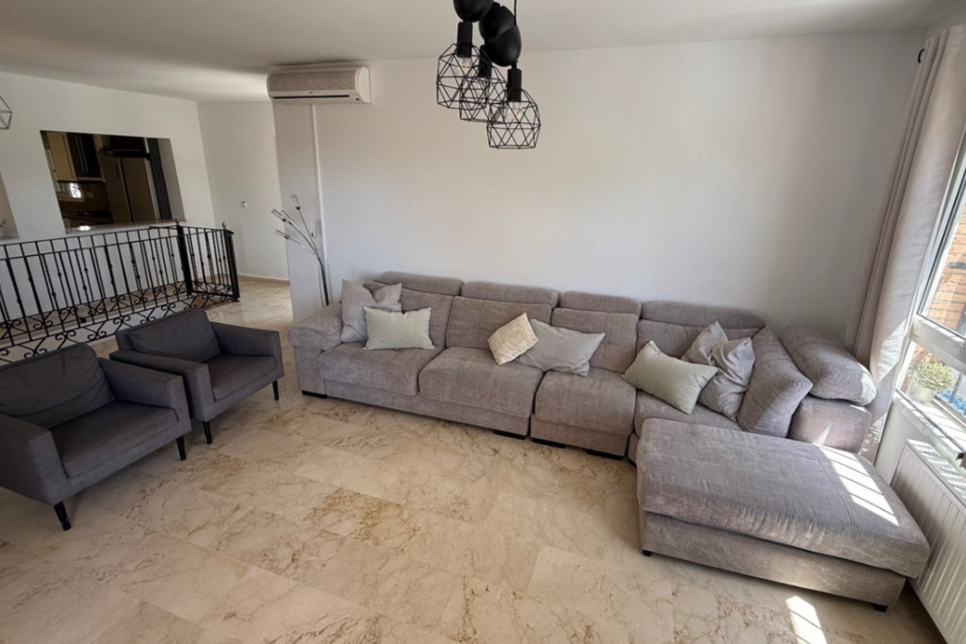 Resale - Villa - Orihuela - Orihuela Costa