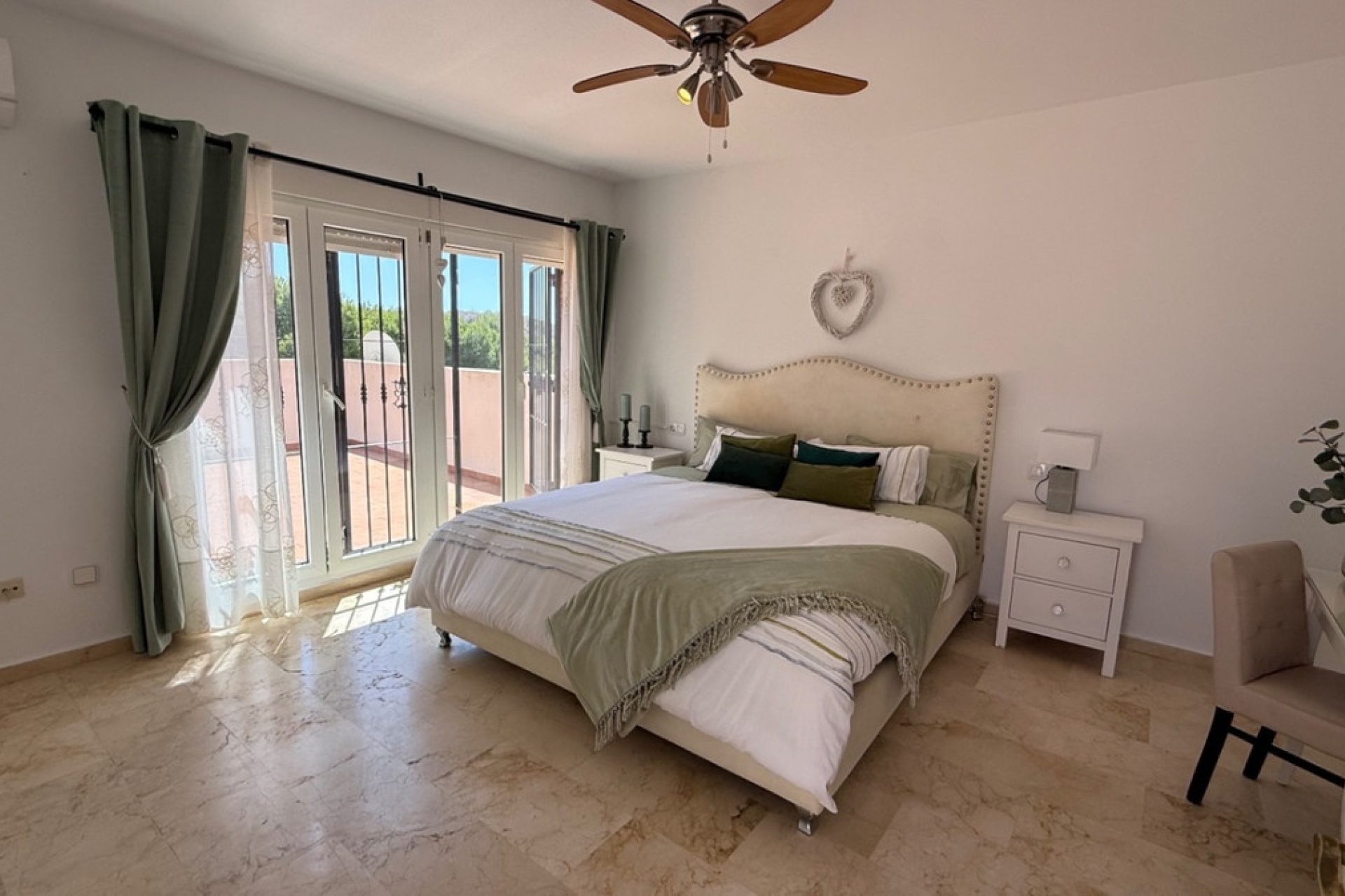 Resale - Villa - Orihuela - Orihuela Costa