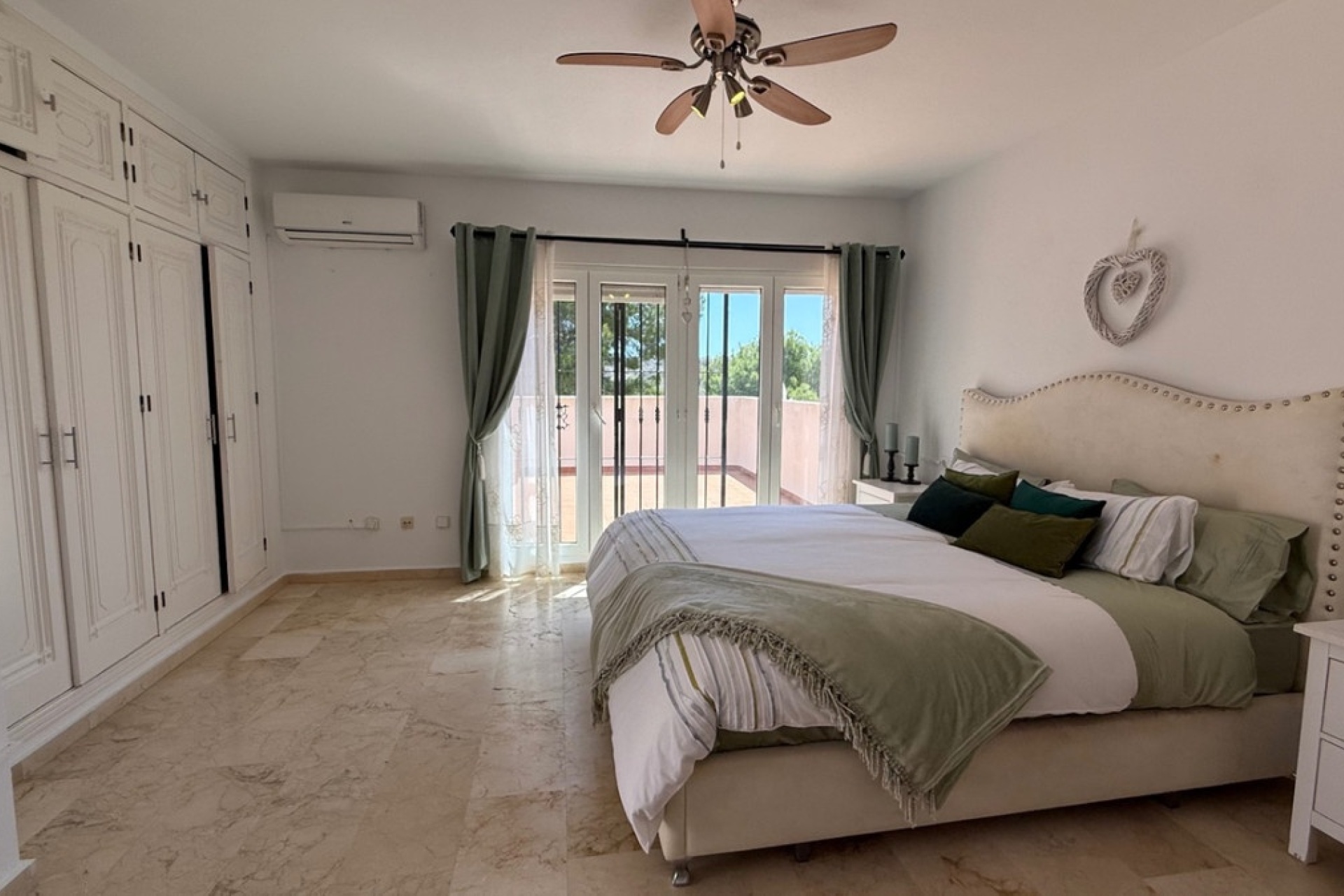 Resale - Villa - Orihuela - Orihuela Costa