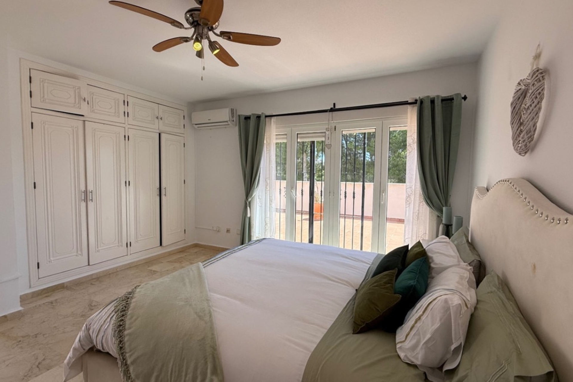 Resale - Villa - Orihuela - Orihuela Costa
