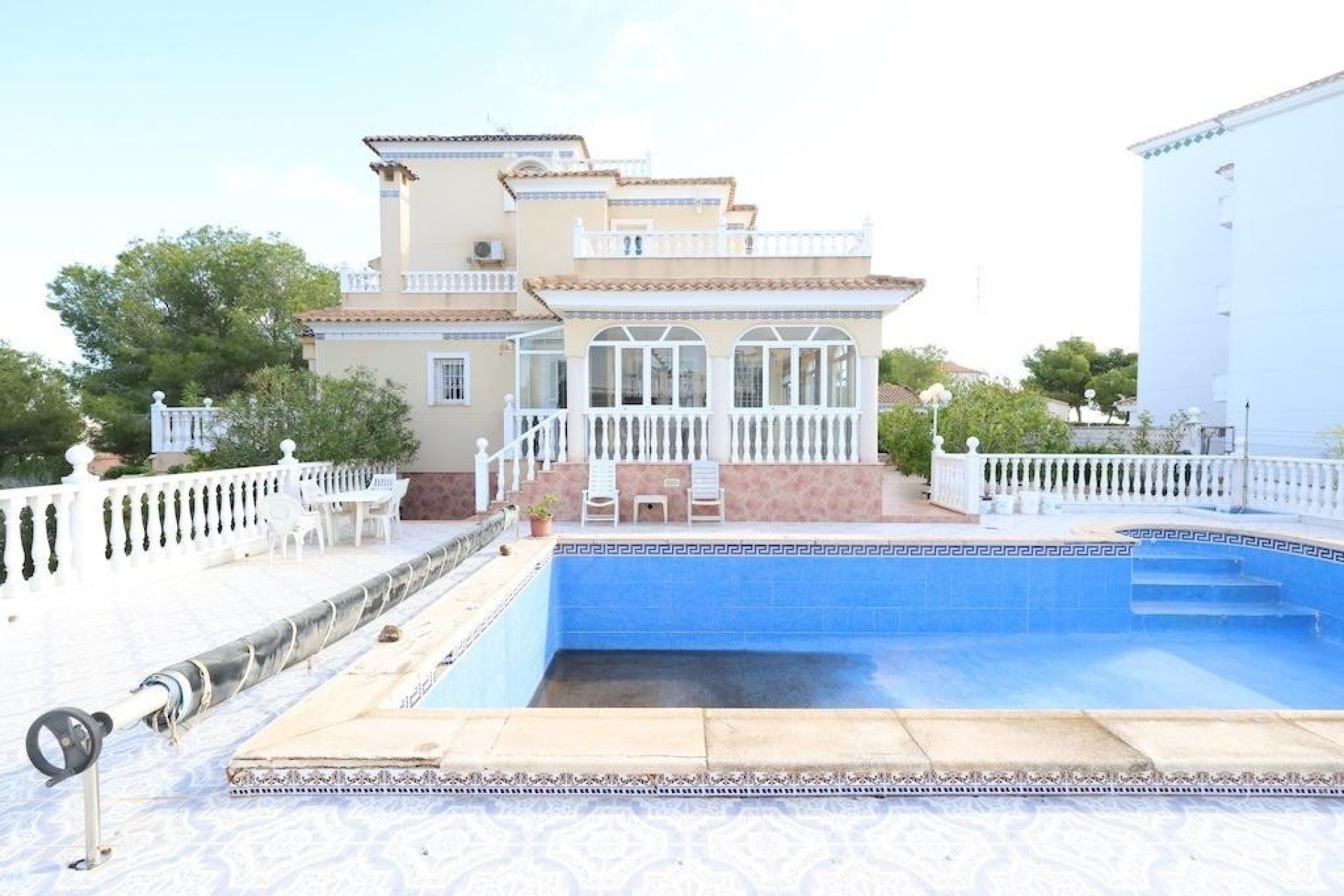 Resale - Villa - Orihuela - Orihuela Costa