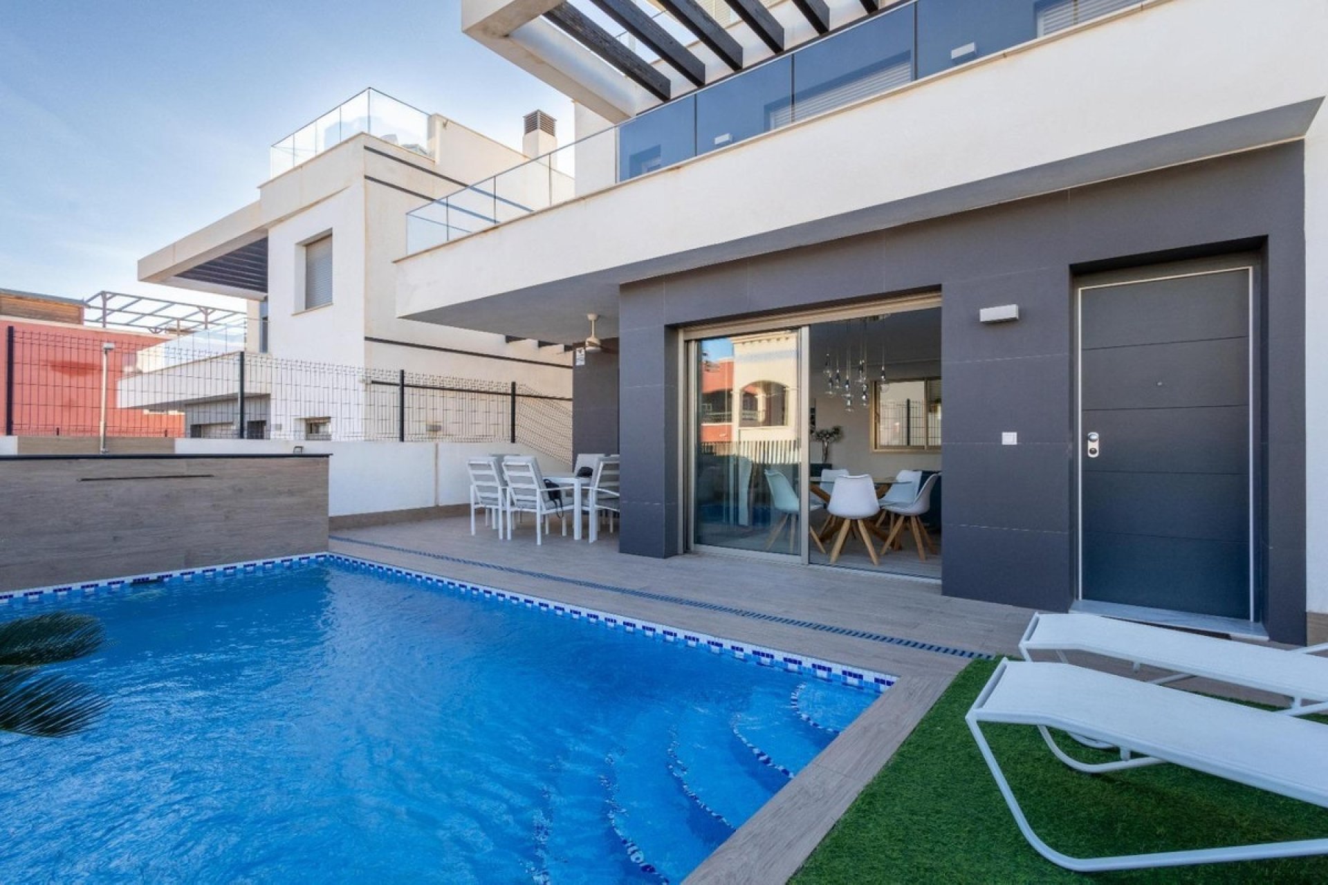 Resale - Villa - Orihuela - Orihuela Costa