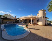Resale - Villa - Orihuela - Playa Flamenca