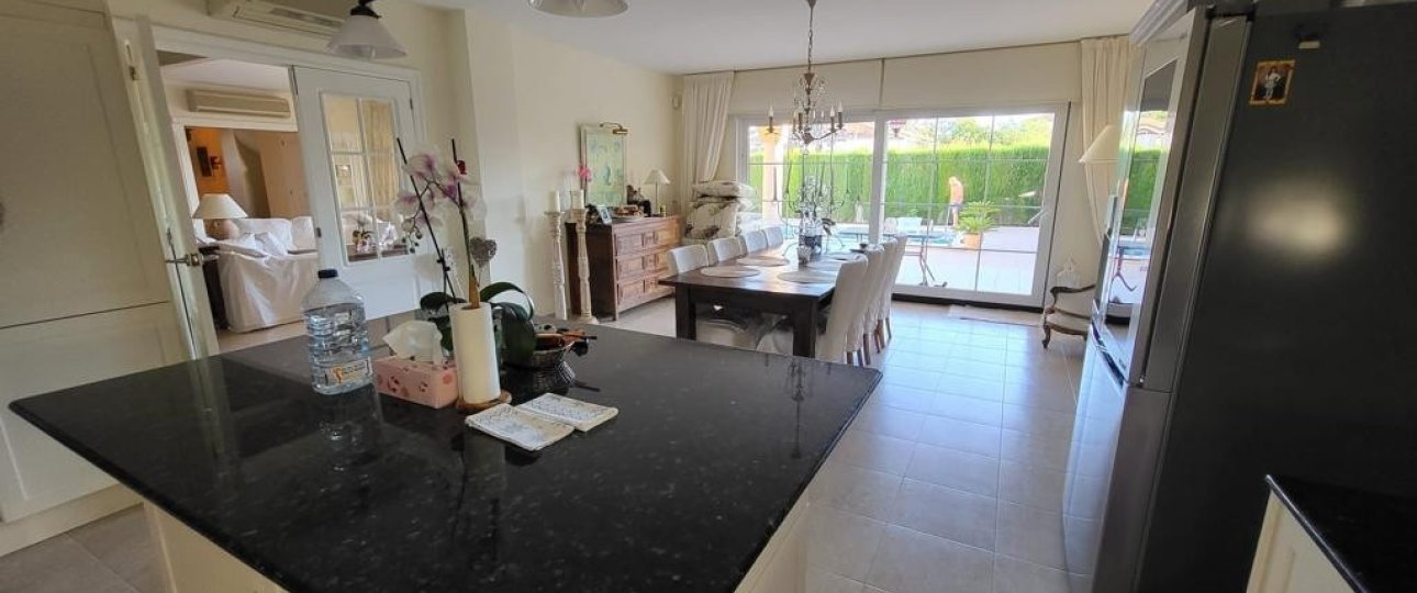 Resale - Villa - Orihuela - Playa Flamenca