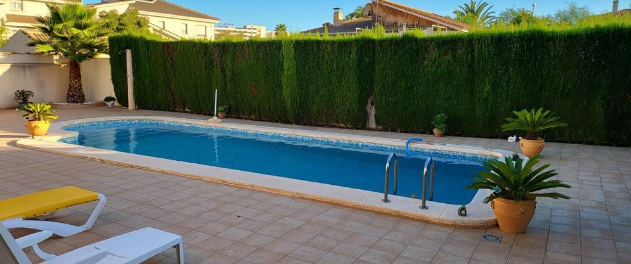 Resale - Villa - Orihuela - Playa Flamenca