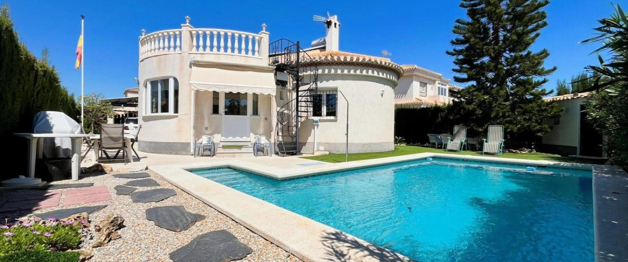 Resale - Villa - Orihuela - Playa Flamenca