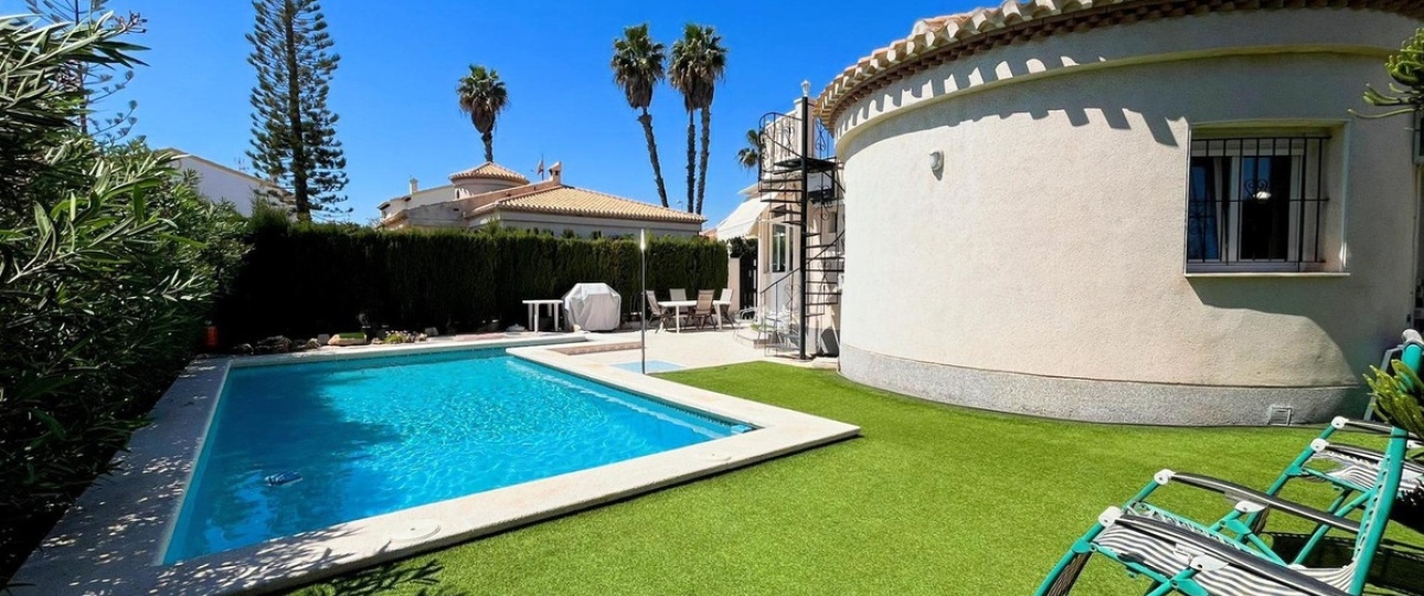 Resale - Villa - Orihuela - Playa Flamenca