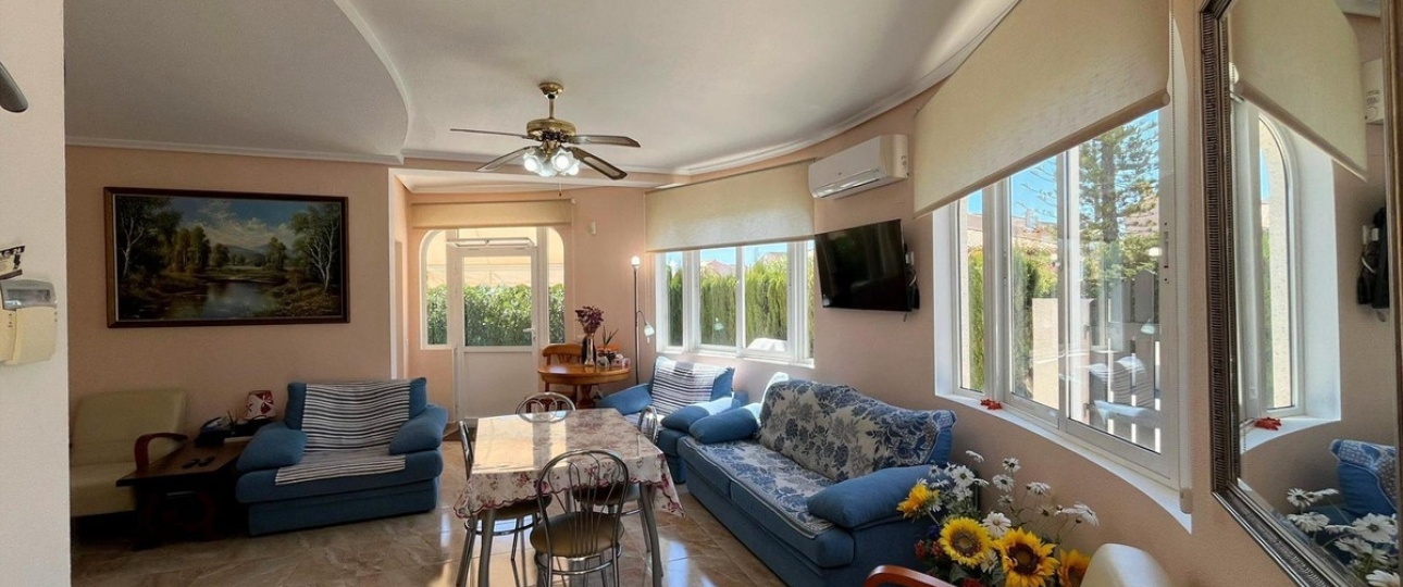 Resale - Villa - Orihuela - Playa Flamenca