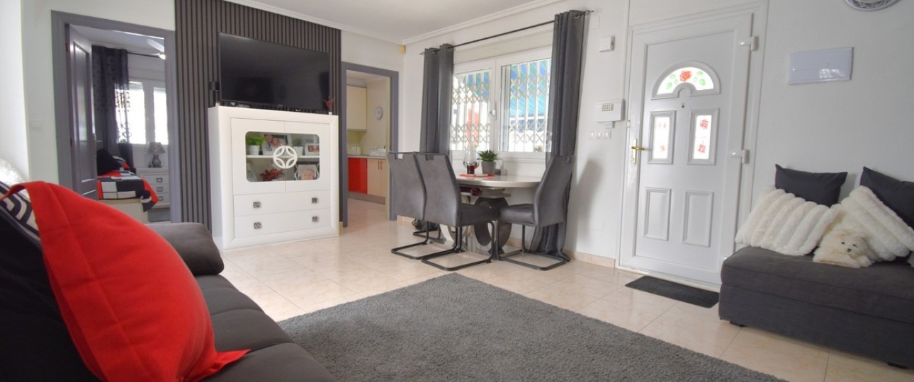 Resale - Villa - Orihuela - Playa Flamenca