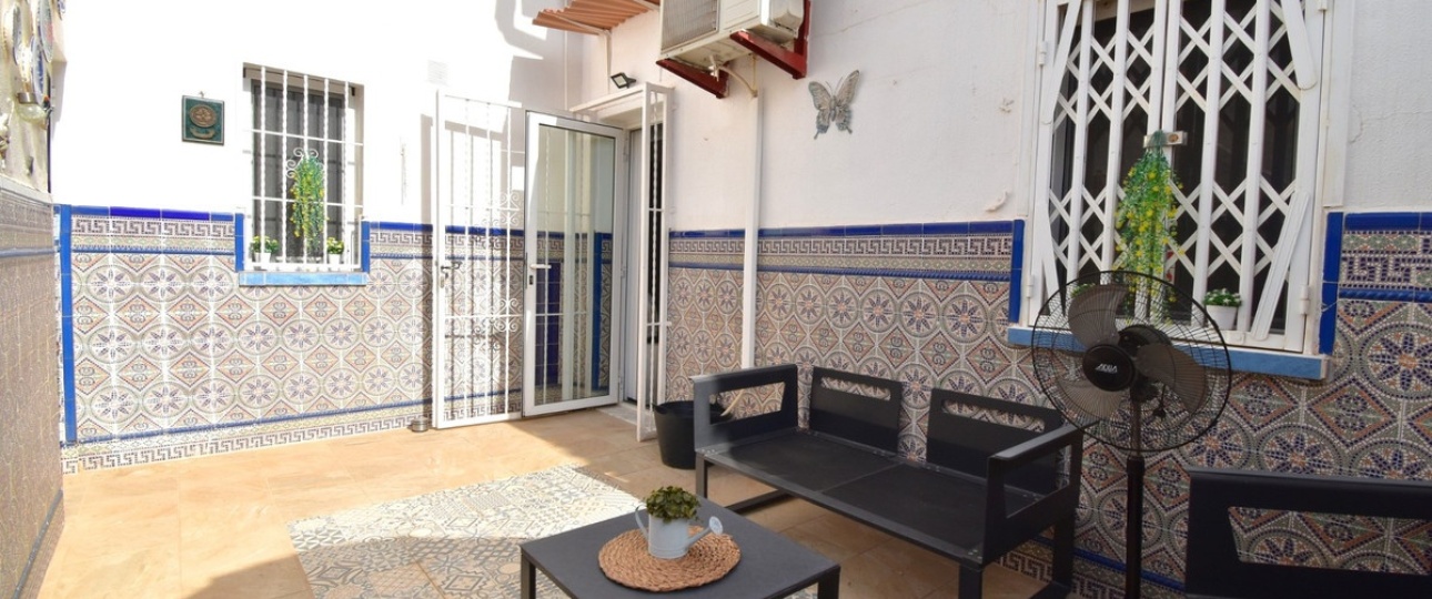 Resale - Villa - Orihuela - Playa Flamenca