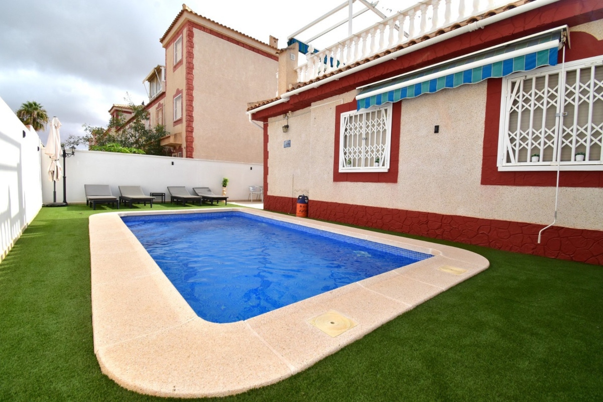 Resale - Villa - Orihuela - Playa Flamenca