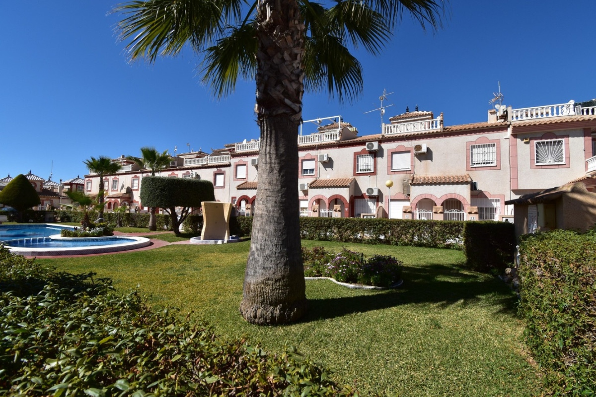 Resale - Villa - Orihuela - Playa Flamenca