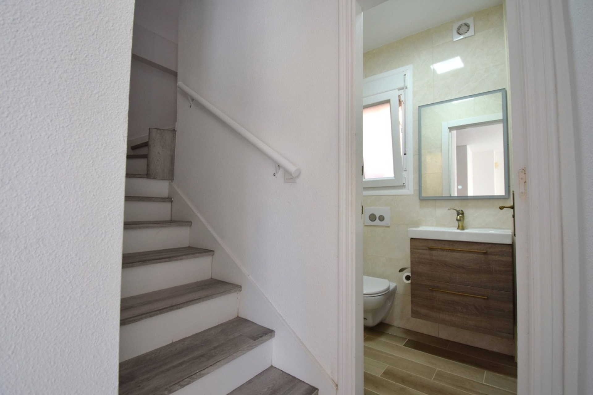 Resale - Villa - Orihuela - Playa Flamenca