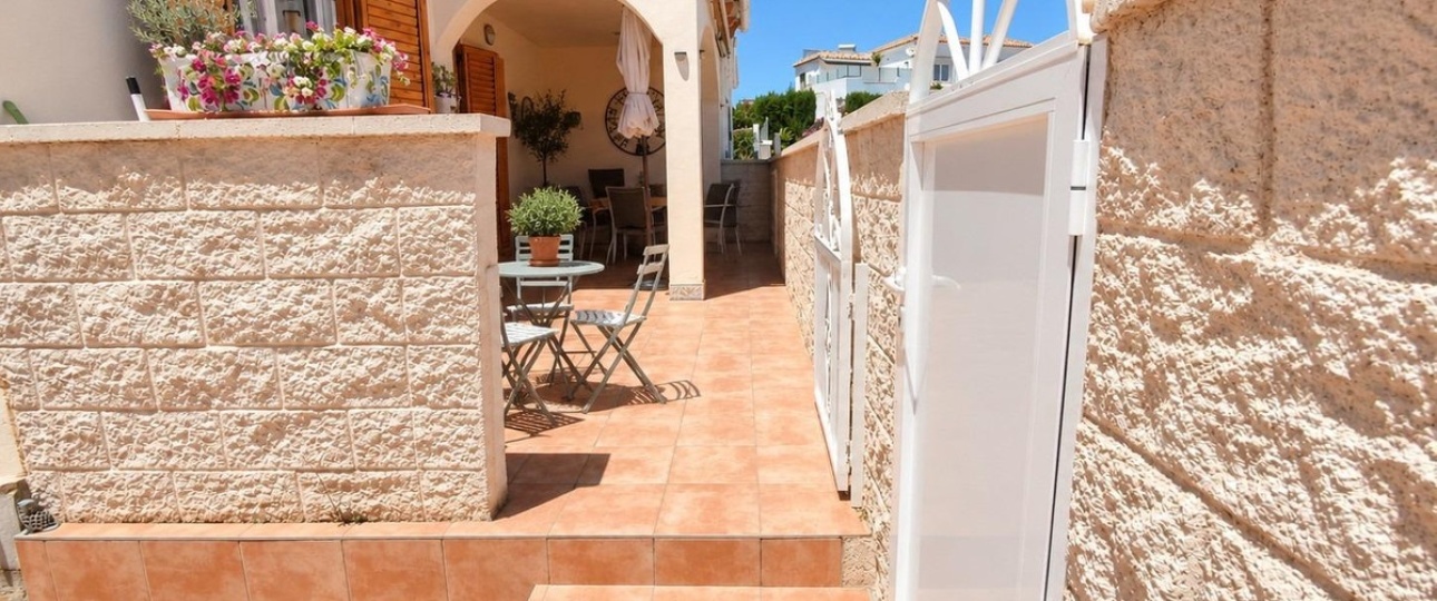Resale - Villa - Orihuela - Playa Flamenca
