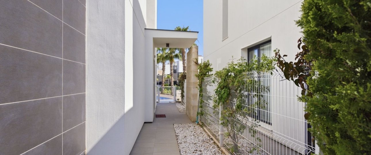 Resale - Villa - Orihuela - Punta Prima