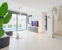 Resale - Villa - Orihuela - Punta Prima