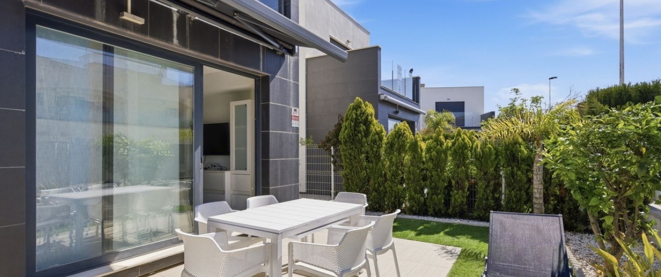 Resale - Villa - Orihuela - Punta Prima