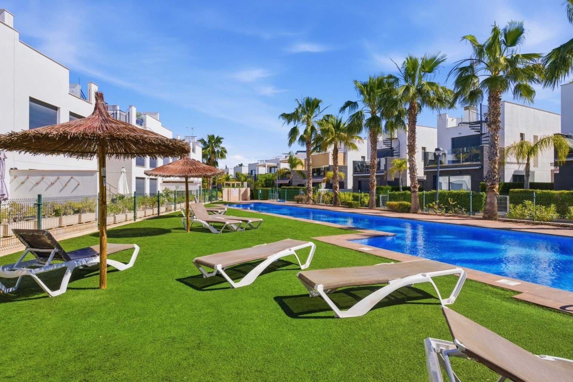 Resale - Villa - Orihuela - Punta Prima
