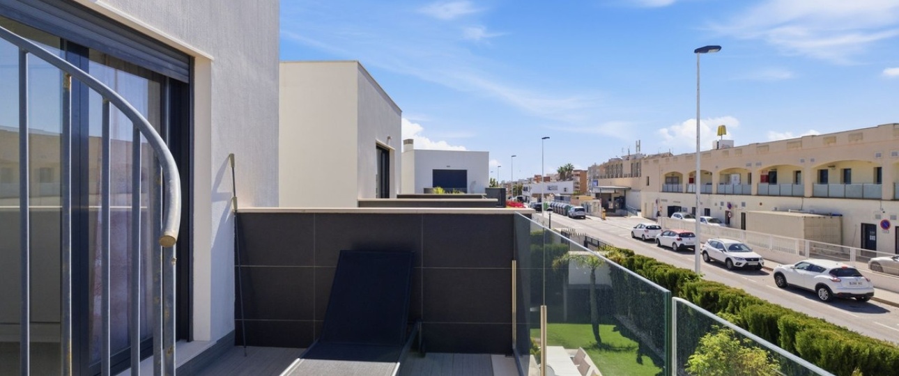 Resale - Villa - Orihuela - Punta Prima
