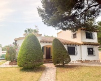 Resale - Villa - Orihuela - Punta Prima