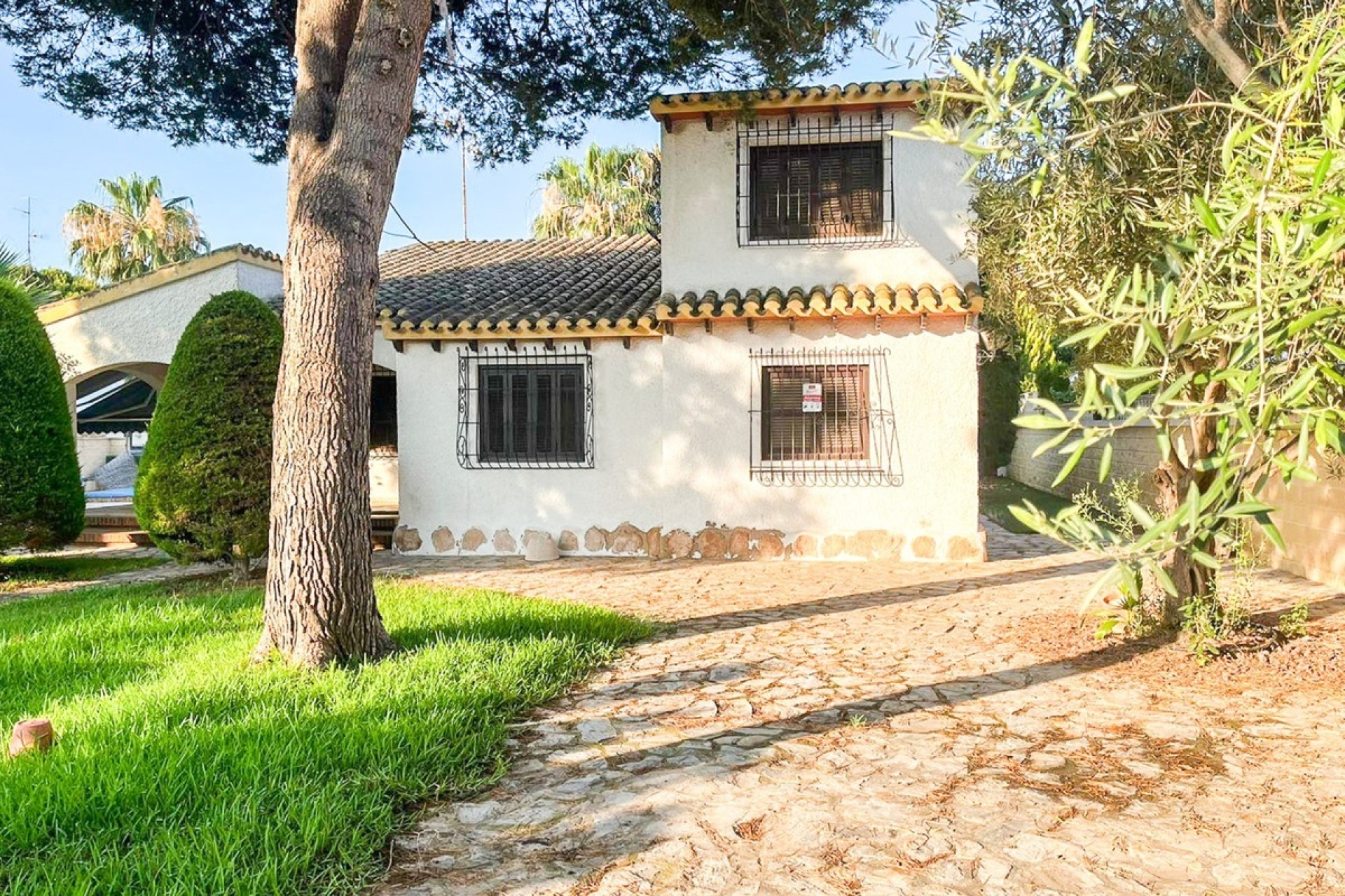 Resale - Villa - Orihuela - Punta Prima