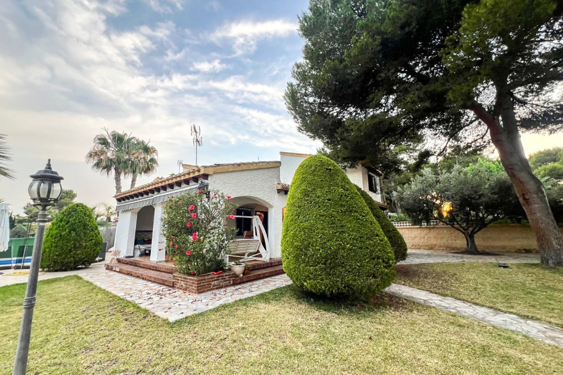 Resale - Villa - Orihuela - Punta Prima
