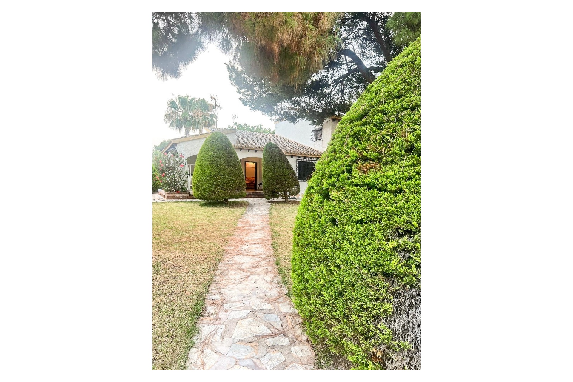 Resale - Villa - Orihuela - Punta Prima